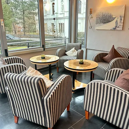 Hotel am Kurpark-2